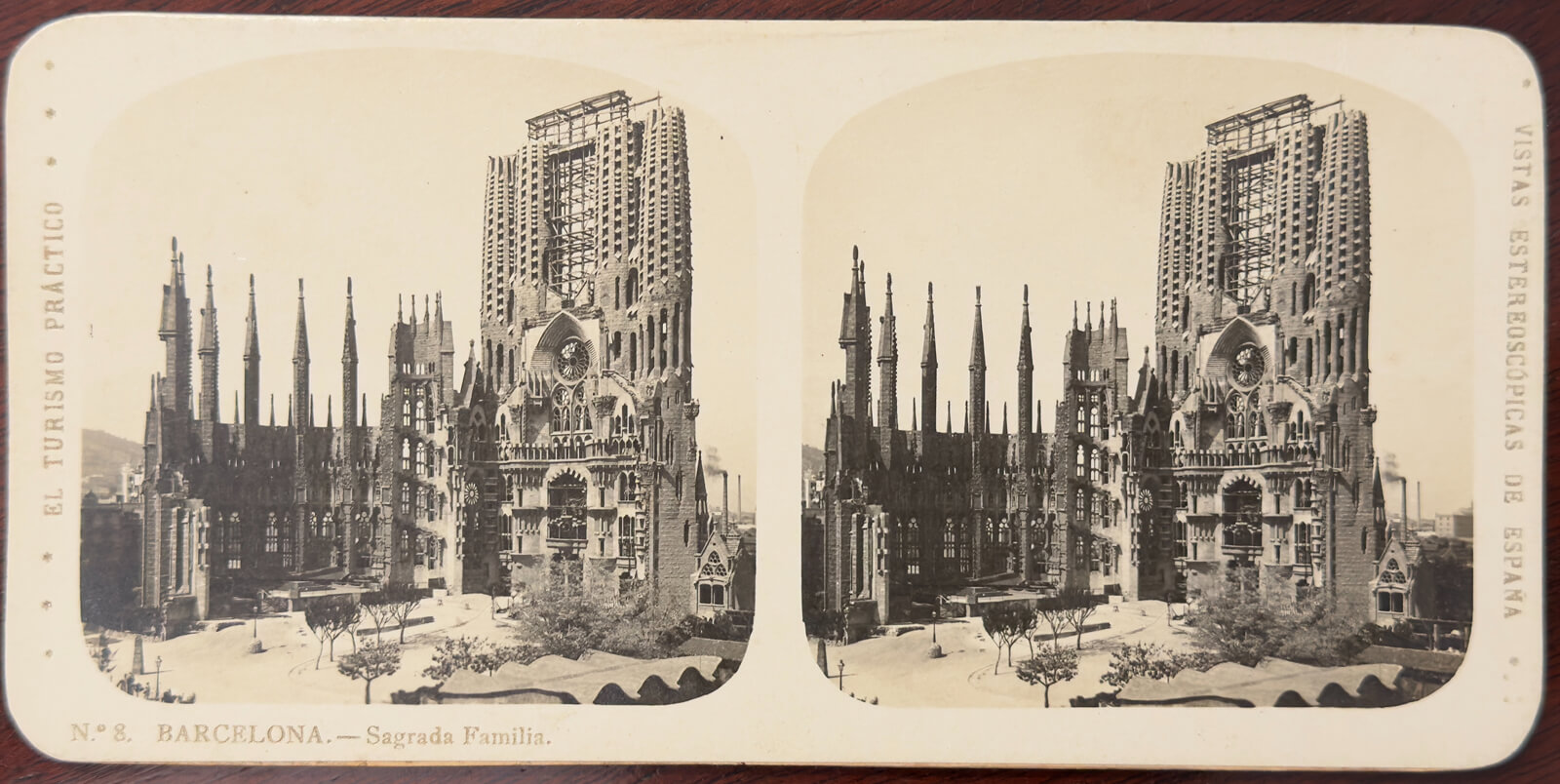 3D立体写真(サグラダ・ファミリア)